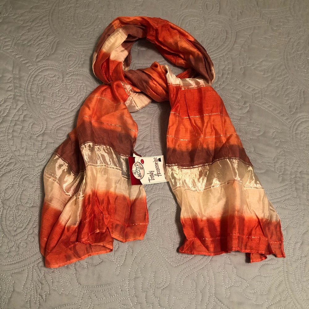 NWT Fashion Scarf